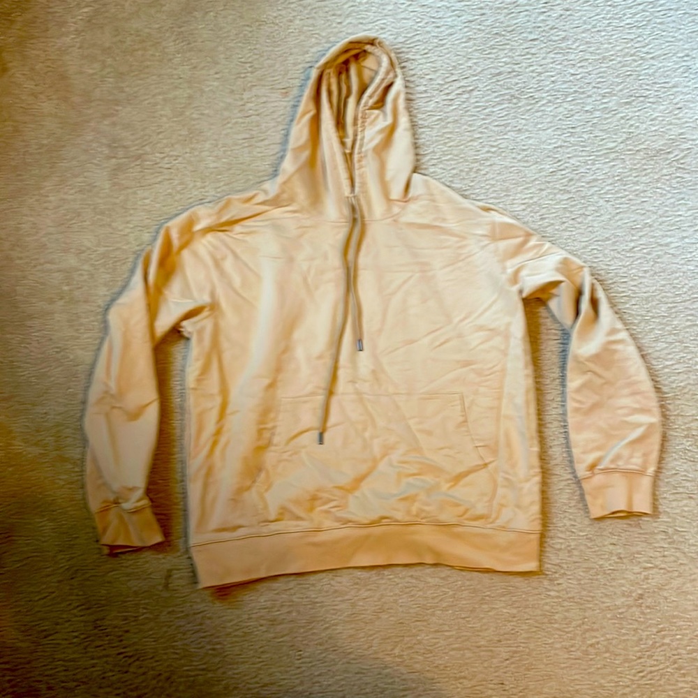 Mens sweat shirt.